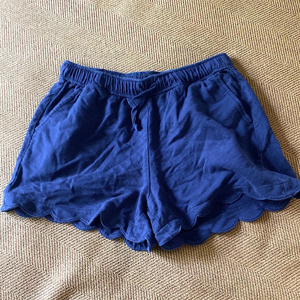 Blue vineyard vines shorts